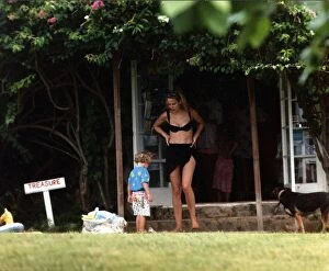 Images Dated 22nd February 1989: Jerry Hall Model in garden with her son James