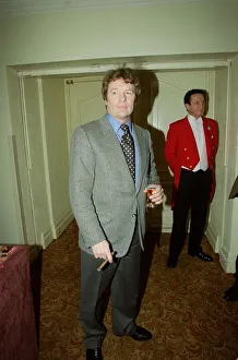 00145 Prints: Jim Davidson Comedian / TV Presenter February 1999 At the London Hilton for