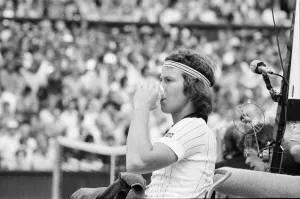 01229 Prints: Jimmy Connors v John McEnroe, Wimbledon Mens Semi Final, Thursday 30th June 1977