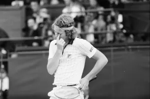Jimmy Connors v John McEnroe, Wimbledon Mens Semi Final, Thursday 30th June 1977
