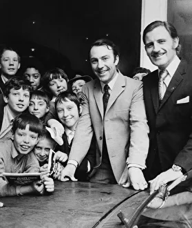 Boys Prints: Jimmy Greaves visits The Springfield Boys Club with his Daily Mirror World Cup Rally Car