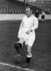 00253 Prints: Jimmy McMullan is recalled by Manchester City at Gateshead. January 1933 P009524