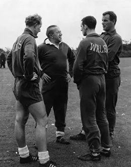 Jimmy Murphy, Wales Team Manager talks tactics with Ivor Alchurch