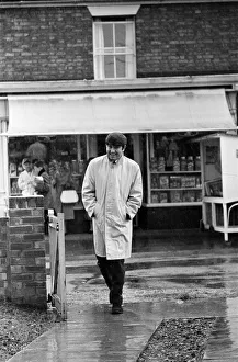 Jimmy Tarbuck in Great Yarmouth. Jimmy didn t know for sure at 4pm if he was getting