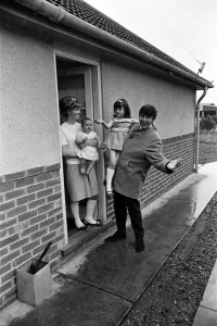 Jimmy Tarbuck in Great Yarmouth with his wife Pauline and their daughters Cheryl, 5