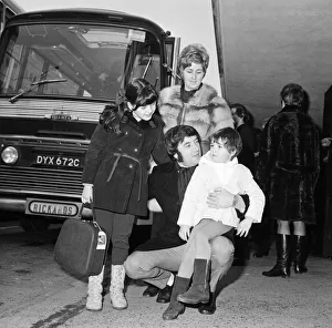 Jimmy Tarbuck sees off his wife Pauline and daughters Liza (4) and Cheryl (8