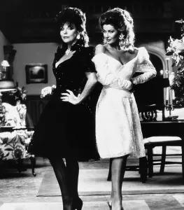 Joan Collins Actress and Stephanie Beacham pose for a Dynasty'Picture