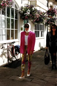 Joan Collins Actress walking in street Dbase A©Mirrorpix