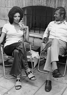 01415 Collection: Joan Collins and Roger Moore during filming of The Persuaders TV series - June 1970