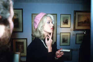 Occupation M Prints: Joanna Lumley actress in picture gallery - April 1986 dbase msi