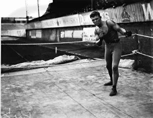 Joe Beckett Joe Beckett, the man who took Bombadier Billy Wells British heavyweight