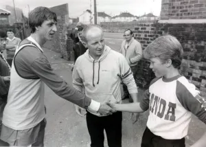 Johann Cruyff with Jimmy Johnstone (centre) and James Johnstone junior circa 1982