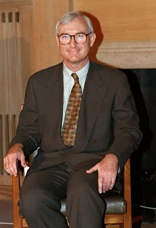 00093 Prints: John Birt January 1993 Director General BBC Chief Executive LWT