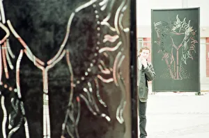 00706 Prints: John Cairns from Cleveland Arts, admires the Sculptures of Greek Goddess Ceres