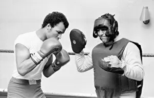Images Dated 8th May 2012: John Conteh, Boxer, training in ring, 18th February 1976