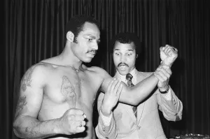 01406 Prints: John Conteh meets stand in opponent Leonadro Rodgers for the first time