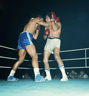 John Conteh v Jorge Victor Ahumada in action at the Empire Pool, Wembley
