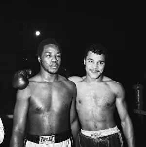 01401 Prints: John Conteh vs Dave Matthews, non title fight at the Ice Stadium, Nottingham, England