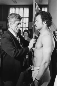 01405 Prints: John Conteh vs Mate Parlov. WBC light-heavyweight title bout at Red Star Stadium