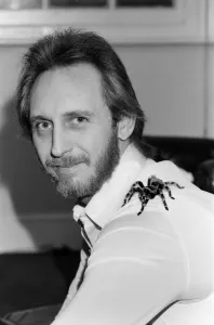 00450 Prints: John Entwistle, bass guitarist of British rock group The Who with his pet tarantula Doris