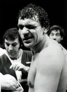 00199 Prints: John L Gardner after beating Ossie Ocasio of Puerto Rico at Wembley March 17th