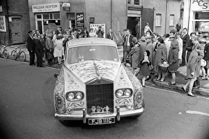00084 Prints: John Lennons psychedelically painted Rolls-Royce leaves the car paint shop of J. P