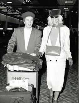 00206 Collection: John Lydon and his wife Nora Lydon leaving London Airport Heathrow for Miami