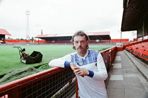 00588 Prints: John Wark, Middlesbrough FC Player at Ayresome Park Football Stadium, August 1990
