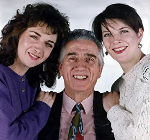 Johnny Beattie comedian with daughters Maureen Beattie and Louise Beattie