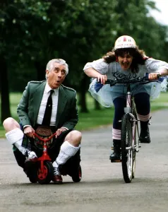 Johnny Beattie comedian riding child bike The Great Clyde Cycle Wheelie day racing Angela