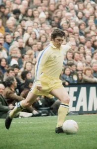 Johnny Giles Leeds 1974 football Queens Park Rangers v Leeds