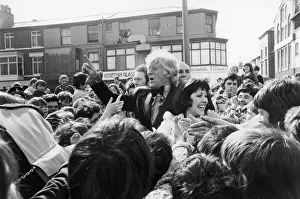 Cheering Prints: Jon Pertwee and Elizabeth Sladen actress who play Doctor Who