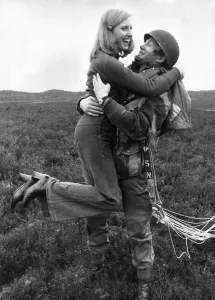 Parachute Prints: Joyful welcome for the 2nd i / c, Captain Ina McGill from his wife Mary