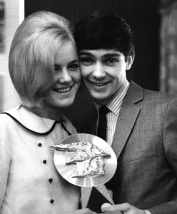 00170 Prints: Judi Johnson presents the Super National Getaway trophy to American singer Gene Pitney