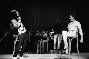 01140 Prints: Judy Garland and her daughter Liza Minnelli are returning to the London Palladium for a