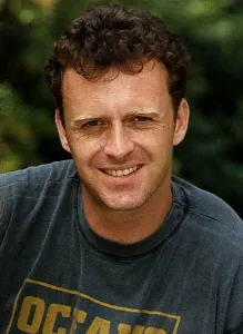 Julie Peasgood actress stars as Barry Grants new girlfriend Fran in Brookside in a