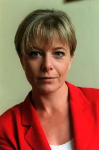 00145 Prints: Juliet Morris TV Presenter December 1998 A©mirrorpix
