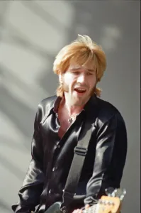America Prints: Justin Currie, lead singer of the British rock group Del Amitri