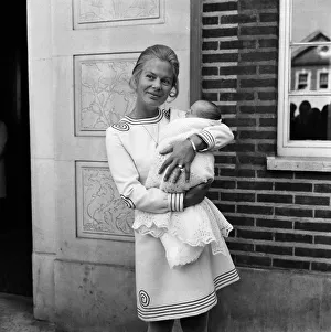 Baby Prints: Katharine, Duchess of Kent leaving Kings College Hospital n Denmark Hill, London