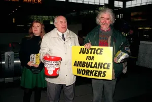 Kathy Shipton actress, Norman Willis union leader and actor Ron Forfar stand at Euston