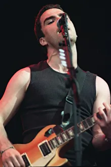 Kelly Jones lead singer of Stereophonics on stage singing