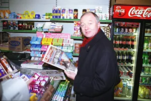 Anti War Prints: Ken Livingstone MP November 1999 buying the Mirror newspaper at his local