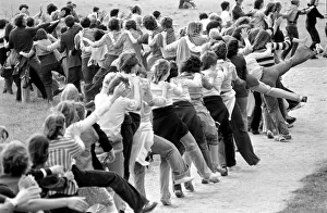 King Conga at Oxford: More than 1800 theological students from Wycliffe Hall