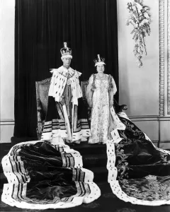 Historical Events Prints: King George VI and Queen Elizabeth in their Coronation robes Buckingham Palace