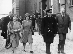 01449 Prints: King George VI, Queen Elizabeth and their daughter Princess Elizabeth, visit Cardiff