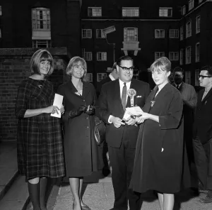 00928 Prints: Labour candidate Ivor Richard, for the marginal seat of Barons Court, Hammersmith