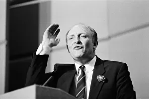 01380 Prints: Labour leader Neil Kinnock on the day of the 1987 general election in Pontllanfraith