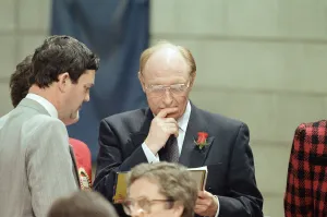 Labour leader Neil Kinnock receives the results of the 1992 General Election