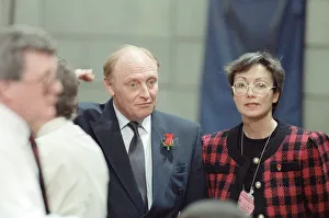 01391 Prints: Labour leader Neil Kinnock receives the results of the 1992 General Election