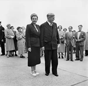 Labour Party Conference 1953: Nye Bevan and Jennie Lee. September 1953 D5828-009